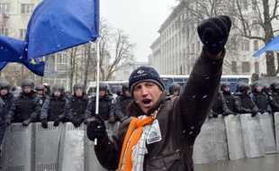 Menaces d'être renvoyés de l'université, pressions des forces de l'ordre: en première ligne dans la contestation contre les autorités ukrainiennes, des étudiants se disent victimes d'intimidations pour leur participation aux manifestations d'opposition à Kiev.