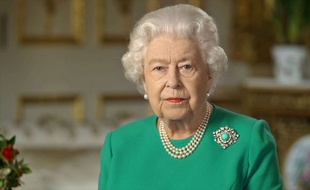 La reine Elisabeth II lors de son allocution à la Nation britannique, dimanche 5 octobre 2020.