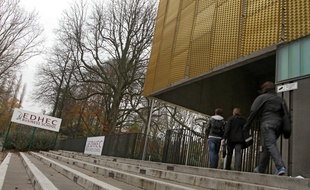L'entrée du campus de l'Edhec, à Croix (59).