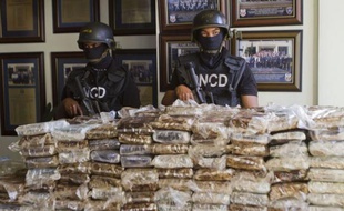 A Punta Cana (République dominicaine), 680 kilos de cocaïne ont été découverts à bord d'un Falcon à destination de la France.