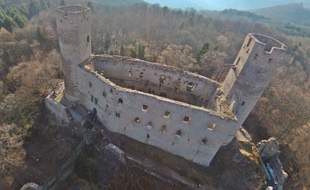 Le château du Haut-Andlau, dans le Bas-Rhin, est l'un des deux édifices sélectionnés pour le loto du patrimoine.