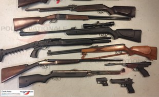 Des armes saisies par la DDSP 67, police nationale, le 2 décembre 2020 à Strasbourg Neuhof.