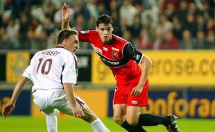 Yoann Gourcuff, ici face à Franck Ribéry en octobre 2004, va rendosser le maillot rouge et noir du Stade Rennais.