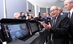 Jean-Yves Le Drian à Ollioules