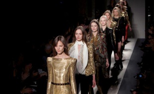 Défilé de la maison de couture Balmain à Paris, le 4 mars 2010