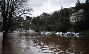 La ville de Morlaix (Finistère) sous les eaux, le 24 décembre 2013.