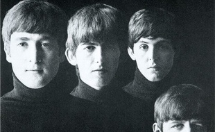 Robert Freeman a notamment réalisé la photo de « With the Beatles », sorti en 1963.