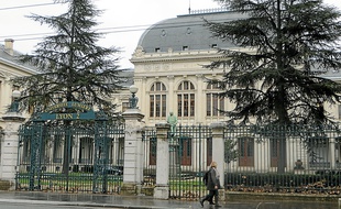 Une assemblée générale, voulue par la direction, est prévue ce lundi à Lyon-II, sur le campus des berges.