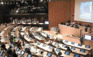 Selon la majorité, la dette de la ville s'élève à 1,8 milliard d'euros.