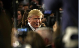 Donald Trump, candidat à l'investiture républicaine à la Maison Blanche, le 10 novembre 2015 à Milwaukee aux Etats-Unis