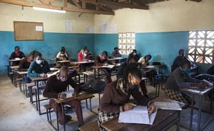 Des élèves d'une école à Lusaka en Zambie, le 3 juin 2020.