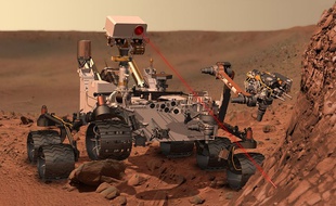Le ChemCam fusionne les roches avec son rayon laser puis les analyse.