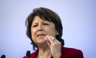 La première secrétaire du PS, Martine Aubry, a comparé dimanche le rendez-vous du Bourget, où François Hollande tient dans l'après-midi son premier grand meeting de campagne, à l'entrée dans "la dernière ligne droite" avant la présidentielle.
