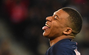 Mbappé a laissé entendre qu'il pourrait quitter le PSG en fin de saison.