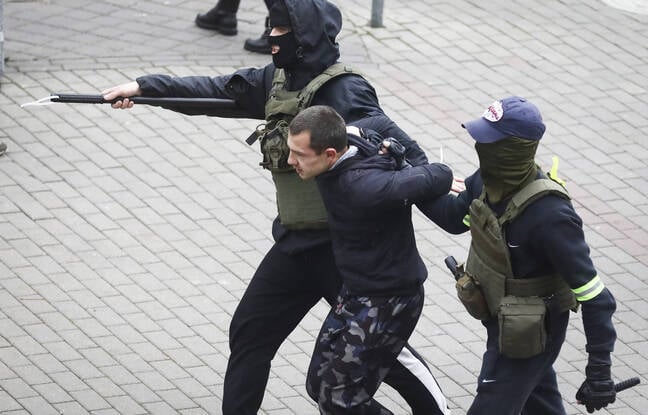 Biélorussie : Plus de 800 arrestations lors d'un nouveau dimanche de manifestations