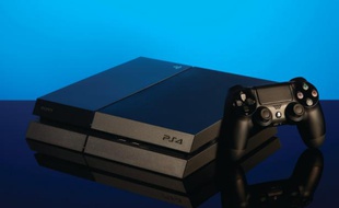 La Playstation 4 de Sony.