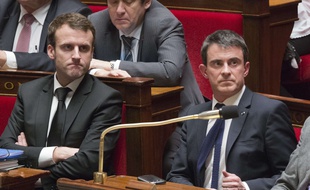 Emmanuel Macron et Manuel Valls le 17 février 2015, à l'Assemblée nationale.