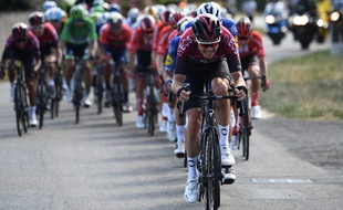 Geraint Thomas mène le train Ineos