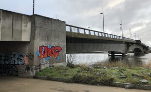 Le pont des Trois continents relie Nantes à Rezé