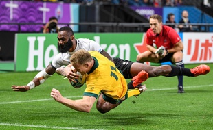 Hodge et les Australiens ont fait respecter la logique contre les Fidji.