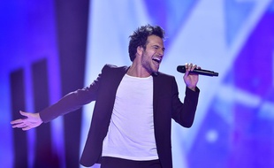 Amir interprète sa chanson «J'ai cherché» en finale de l'Eurovision à Stockholm, le 14 mai 2016.