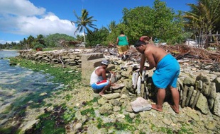 La justice néo-zélandaise a refusé mardi d'accorder le statut de réfugié climatique à un habitant des Kiribati, un archipel du Pacifique menacé par la montée des eaux, estimant que ses arguments n'étaient "pas convaincants".