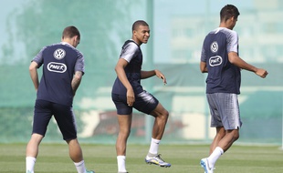 Kylian Mbappé à l'entraînement avec l'équipe de France, le 22 juin 2018.