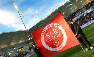 Reims peut quasiment assurer sa montée en Ligue 1 en cas de succès à domicile face à Monaco, lundi en clôture de la 36e journée de Ligue 2.