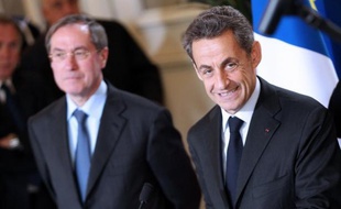 L'ancien ministre de l'Intérieur Claude Guéant a estimé dimanche, au Forum Radio J, que Nicolas Sarkozy pouvait être "un recours pour la France" mais qu'il devrait "se soumettre aux primaires" à droite s'il veut se présenter en 2017 à la présidentielle.