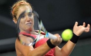 La Belgique, diminuée par l'absence de sa meilleure joueuse Kim Clijsters, blessée, a perdu (4-1) au Japon son match de barrage pour se maintenir dans le Groupe mondial de Fed Cup de tennis.