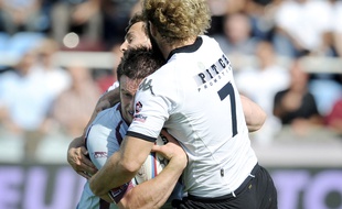 Damien Fèvre, balle en main, sous le maillot de Bourgoin en 2009.