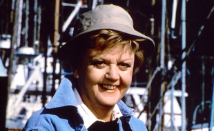 Angela Lansbury en Jessica Fletcher dans la série «Arabesque».
