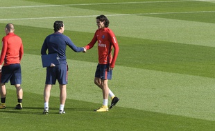 Unai Emery et Edinson Cavani à l'entraînement du PSG, le 21 septembre 2017.
