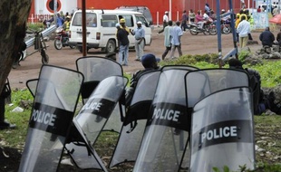 L'annonce des résultats complets de l'élection présidentielle du 28 novembre en République démocratique du Congo, initialement prévue pour ce mardi, est reportée de 48 heures, a annoncé la Commission électorale (Céni).