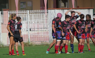 L'équipe de Blagnac-Saint-Orens (BSORF) domine Caen en Top 8 de rugby féminin (52-24), le 21 septembre 2014 à Blagnac.