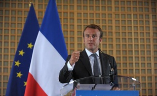 Emmanuel Macron lors de la passation de pouvoirs le 27 août 2014 à Bercy