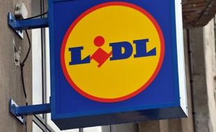 Une enseigne Lidl. Illustration.