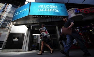 La plate-forme boursière Nasdaq a annoncé mercredi qu'elle créait un fonds d'indemnisation de 40 millions de dollars pour indemniser les investisseurs qui auraient perdu de l'argent à la suite des problèmes techniques rencontrés pendant le lancement de l'action Facebook.