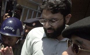 Omar Sheikh, de son vrai nom Ahmed Saeed Sheikh, a vu sa peine commuée à 7 ans de prison.