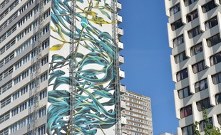 La fresque de Pantónio, place de Vénétie à Paris