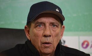 Jean-Louis Gasset, ce mardi lors de sa conférence de presse au centre d'entraînement de l'ASSE à L'Etrat (Loire).