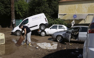 Les dégâts après le déluge à Golfe Juan, le dimanche 4 octobre 2015.