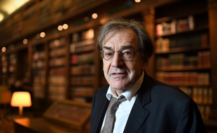Alain Finkielkraut, à l'Académie française, en 2016.