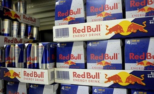 Illustration: Des canettes de Red Bull.