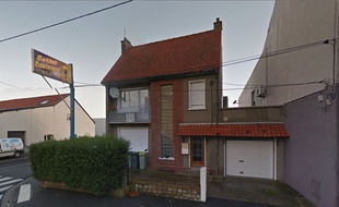 Capture Google Street View du 36 avenue Léon Blum, à Arques, l'adresse où était situé le Sunset Boulevard.
