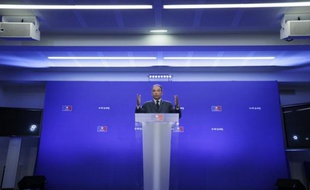 Des cadres trentenaires de l'UMP ont réclamé lundi "une vraie campagne" entre les sept motions qui seront soumises au vote des militants lors du congrès du 18 novembre, dont celle de leur mouvement "La boîte à idées".
