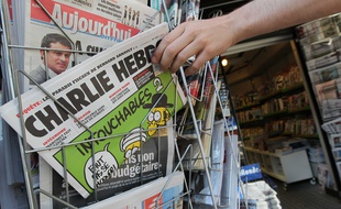 Charlie Hebdo en kiosque, en 2012, à Strasbourg.