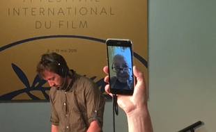 Jean-Luc Godard donne une conférence de presse par téléphone au Festival de Cannes