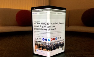 Le Huawei Mate X se plie et déplie au gré des usages.