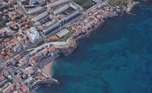 Un père de famille et ses deux enfants ont été emportés par une vague au niveau de Madrague-Montredon à Marseille, samedi.